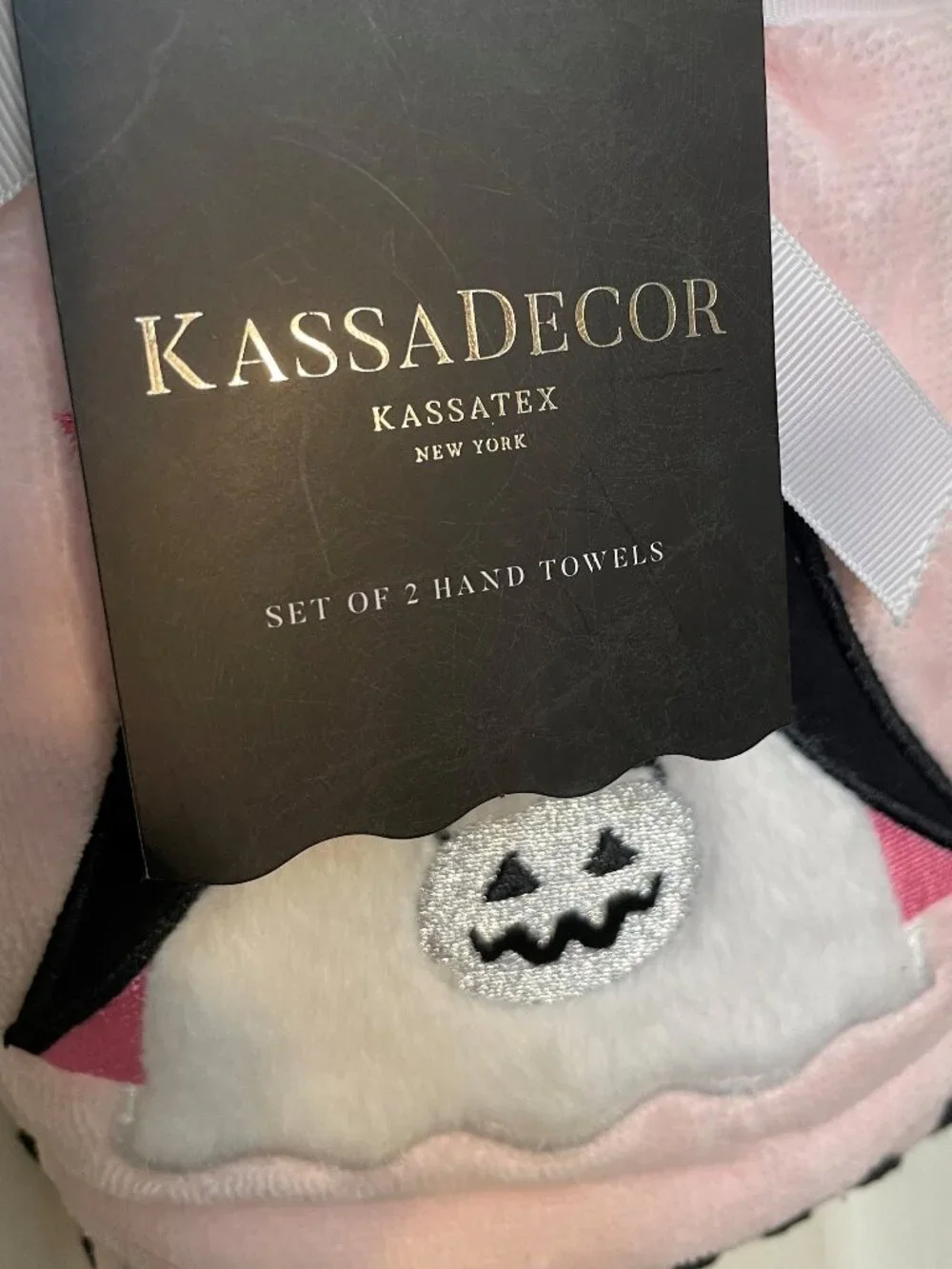 KassaDecor Hand Towels Set of 2 Halloween Embroidered Ghost in Bath New!
